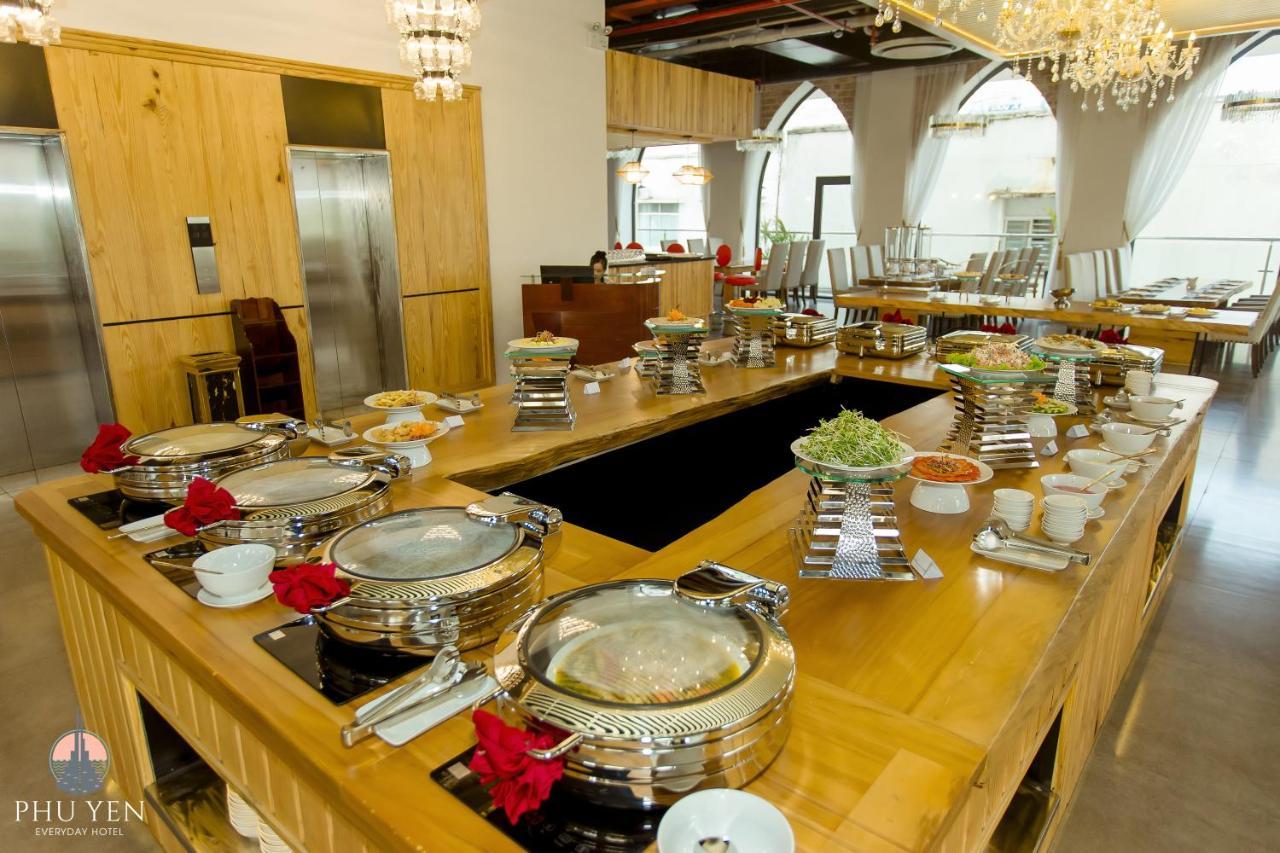 Phu Yen Everyday Hotel Туїхоа Екстер'єр фото