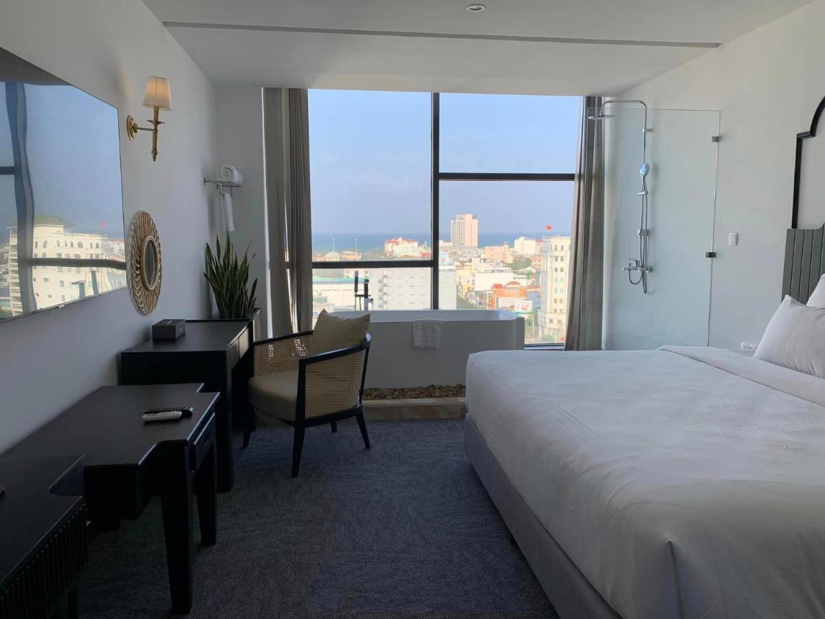 Phu Yen Everyday Hotel Туїхоа Екстер'єр фото